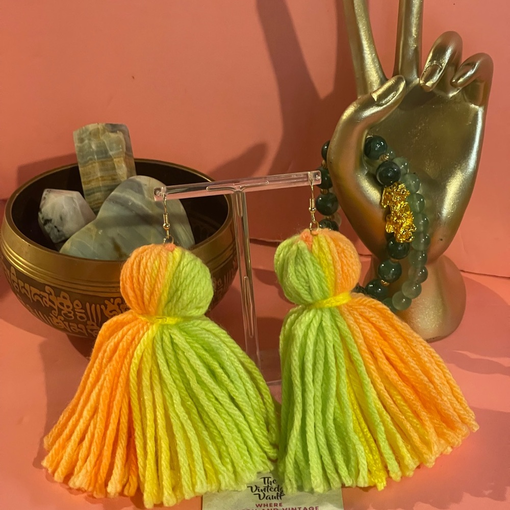 NEW Bohemian Pom-Pom Crochet Bright Neon Tassel Ombré Lime Orange earrings